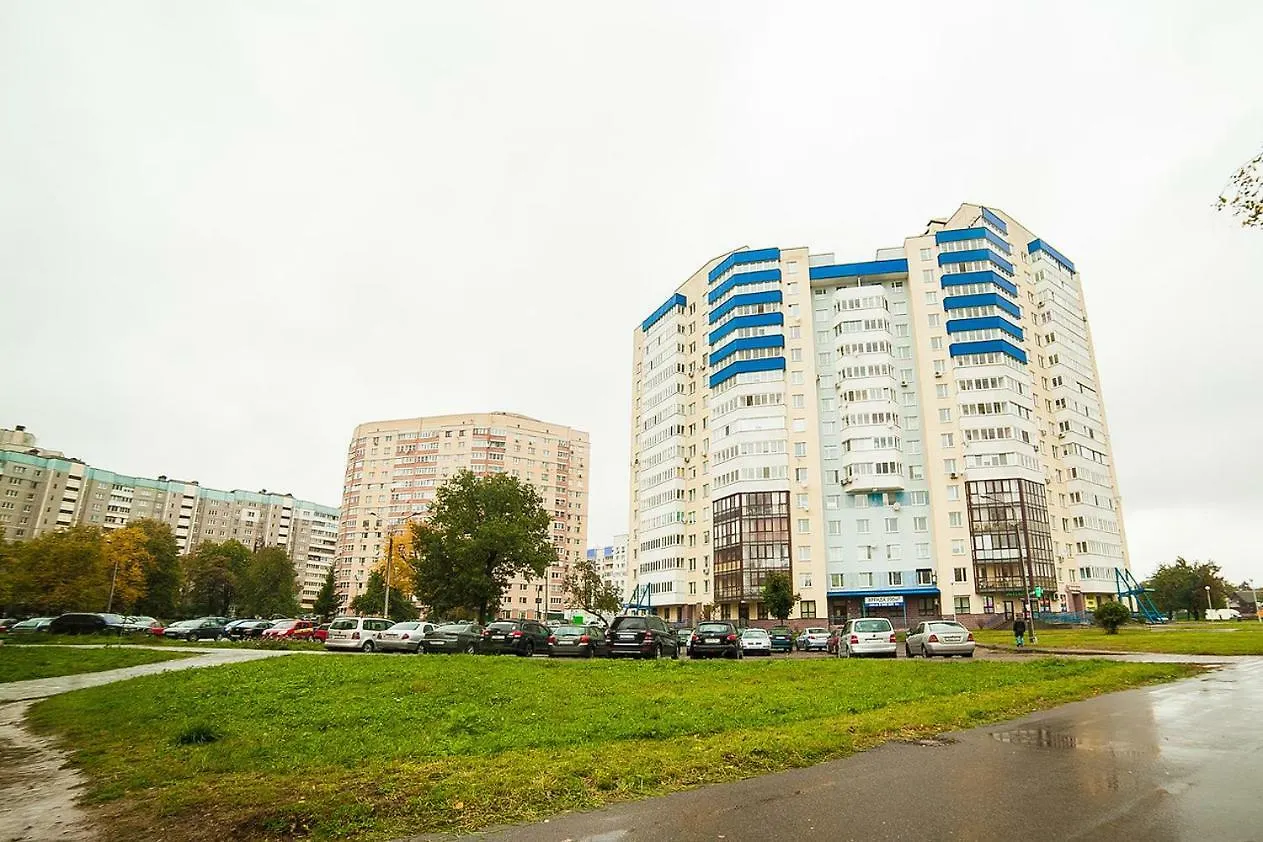 مينسك Apartment Zhukovskogo 5/2 0*,